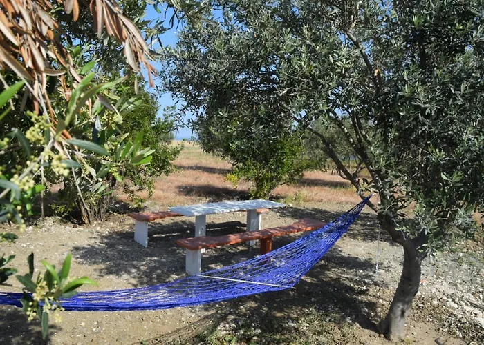 בית נופש Mersinera Paradise Garden Stars House *