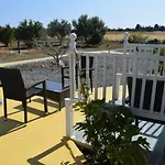 Mersinera Paradise Garden Stars House Сasa de vacaciones *