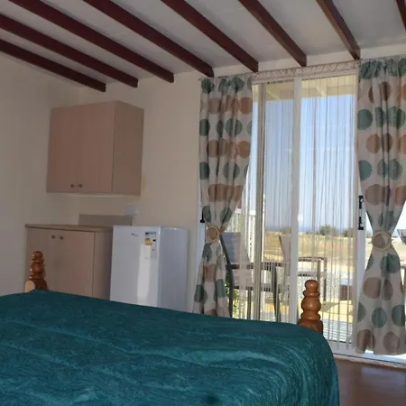 Σπίτι διακοπών Mersinera Paradise Garden Stars House *