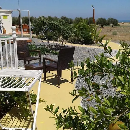 Mersinera Paradise Garden Stars House 度假居