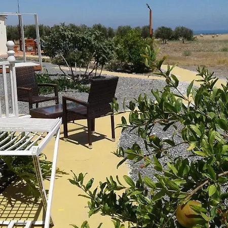 Mersinera Paradise Garden Stars House Λάρνακα