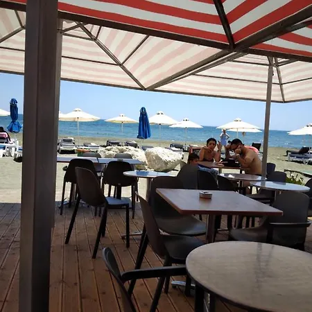 Σπίτι διακοπών Mersinera Paradise Garden Stars House *