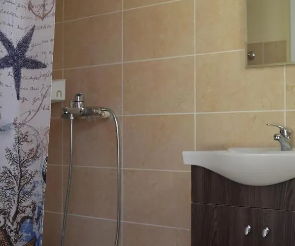 Mersinera Paradise Garden Stars House