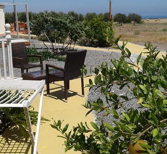 Mersinera Paradise Garden Stars House Larnaca
